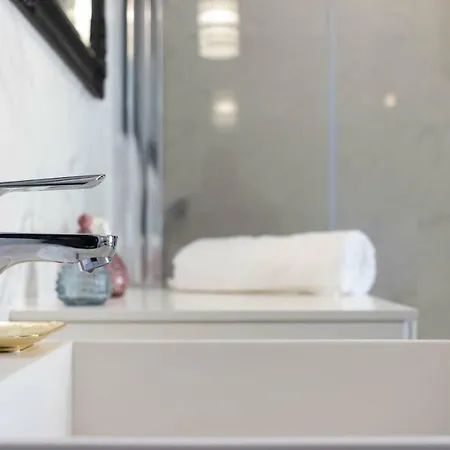 Acogedor, De Diseno Moderno En Zona Antigua Apartment Bilbao