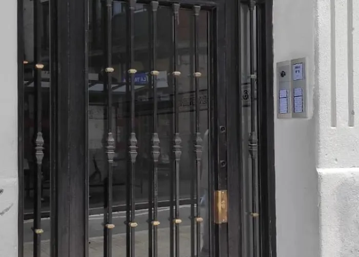 Acogedor, De Diseno Moderno En Zona Antigua Διαμέρισμα Μπιλμπάο