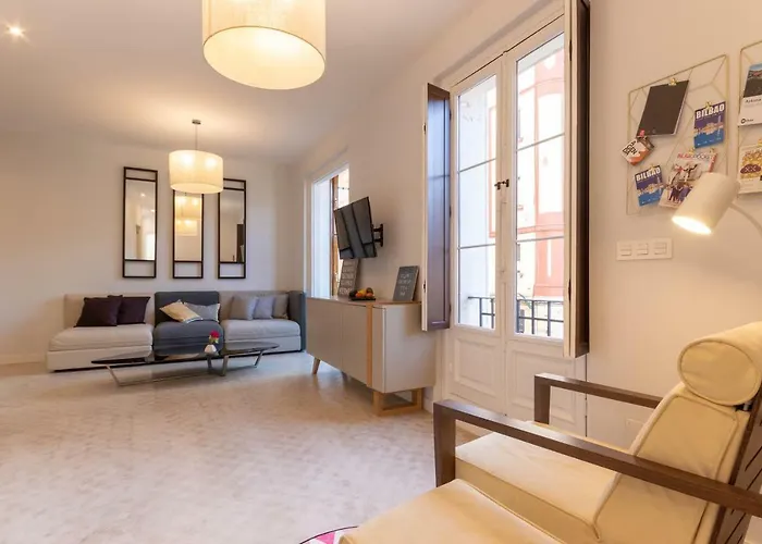 Διαμέρισμα Acogedor, De Diseno Moderno En Zona Antigua *