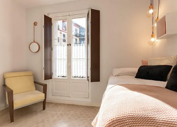 Διαμέρισμα Acogedor, De Diseno Moderno En Zona Antigua